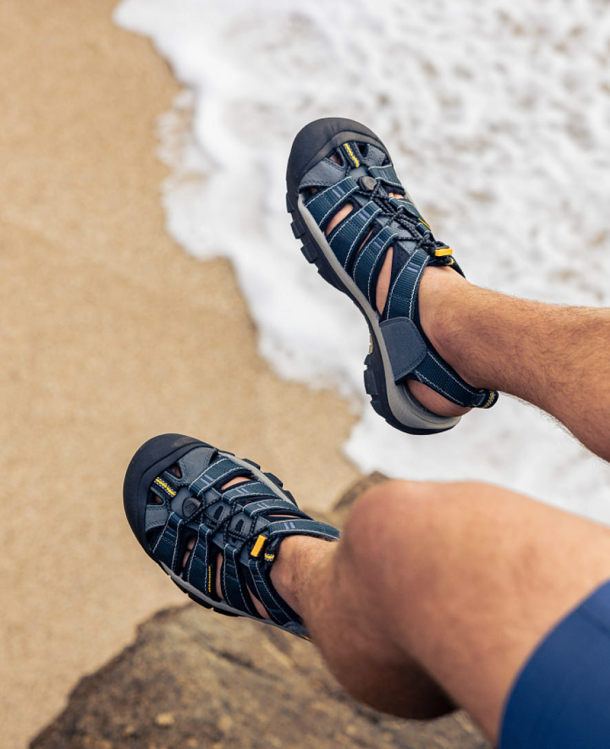 Men's Newport H2 Sandal | Raven/Aluminum - Image 9